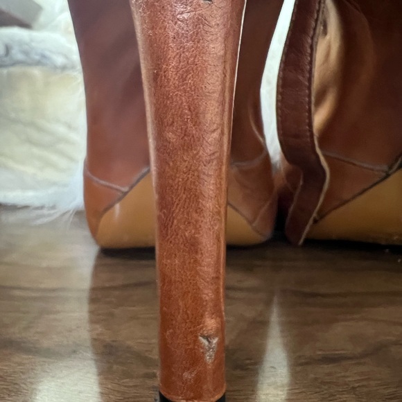 Givenchy Tan Leather Stilettos - Picture 13 of 16
